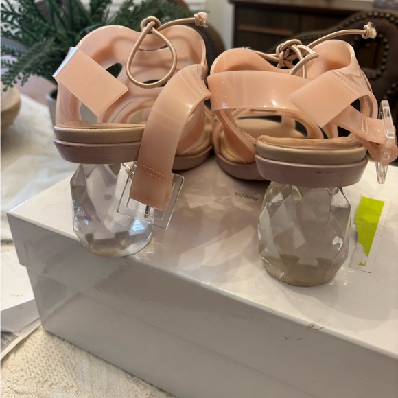 Simone Rocha Pink Sandals with Lace-Up Design and Clear Block Heel - Picture 4 of 9